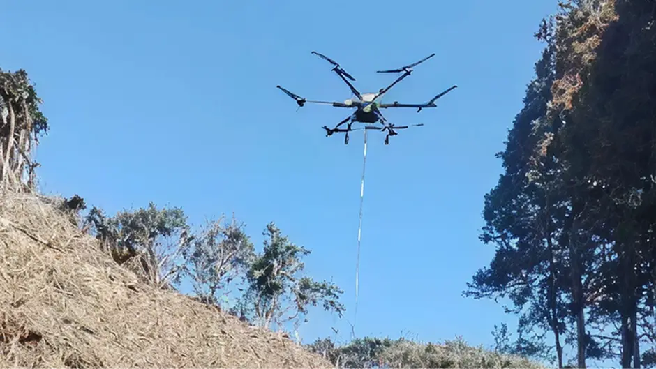 【写真】運搬用ドローンの飛行実証